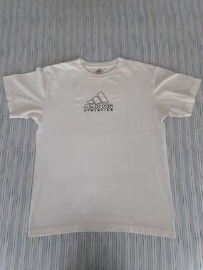 Vintage Men's Adidas T-shirt